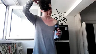 missalexthorn expressive lady masturbates pussy