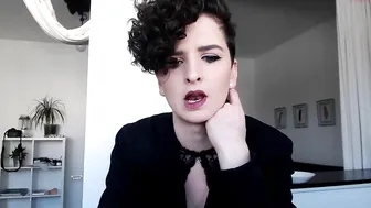 missalexthorn adult skin jerks off both holes