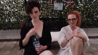 missalexthorn busty chick caresses shaved foil