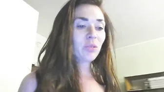 ohnicoleshine loves asshole