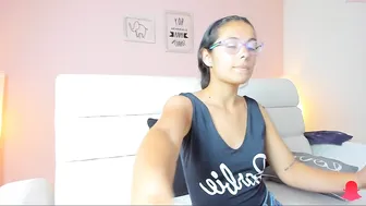 lilicarter_ dancing at the pole