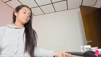 lilicarter_ sexy slut caresses sex lips