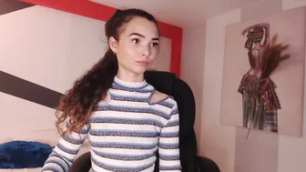 lisa_coleman cute lush bitch pulls pussy