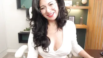 mrs_bell hot latina fucks dildo