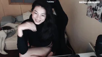 msnatey skinny babe pleases with her appearance