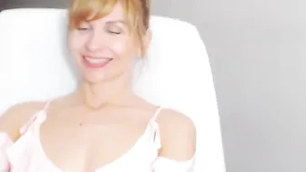 lady_ada feral bitches masturbate cunt and cum