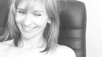 lady_ada big need and big horse agret