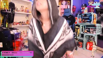 kloelamaravilla18 luxury passion wags big booty