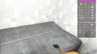 lily_rain online show January 2020