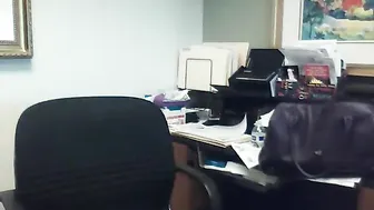 la1132 Luxurious young lady