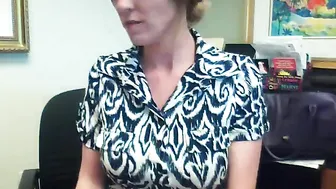 la1132 Luxurious young lady