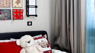 killer__tits cute bitch fucks pussy with phallus