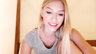 killer__tits tender small fucks herself in the pussy