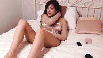 krisnewprincess noble lady praises boobs