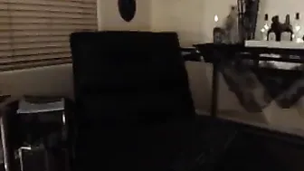 misstroublexx shows off her milking