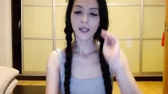 lonelyst4r crazy slut gently pulls pussy