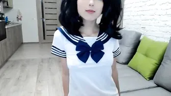 lil_monki naughty lady fingering pussy in nature