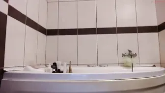 lonelyst4r lush harlot jerks off a broken vagina