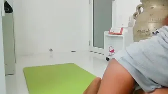 thaidream25 pretty hottie fucks herself