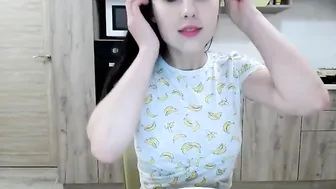 lil_monki hurricane devil furiously cums in pose with crustaceans