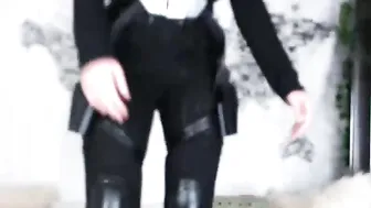 laraloxley luxury sluts jerking off