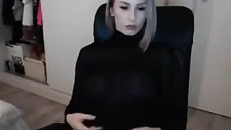 missspicy leggy teen fucking pussy