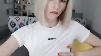 missspicy pretty chick fucks pussy with black dildo
