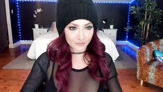 misscodyblack hot thing is fucking sex toy