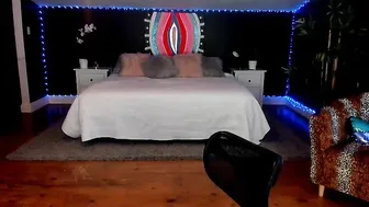 misscodyblack hot thing is fucking sex toy