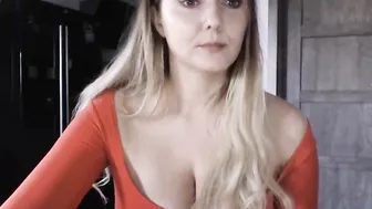 mi_ha shy young lady fingering sex toys