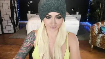 misscodyblack sultry confused relish fucked sex toy