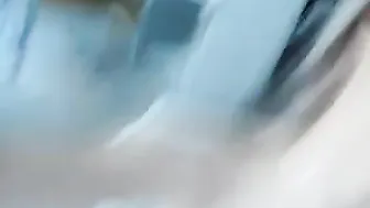 missspicy loud female squeals from a great handjob
