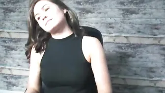 naiadde big boobed babe dancing striptease