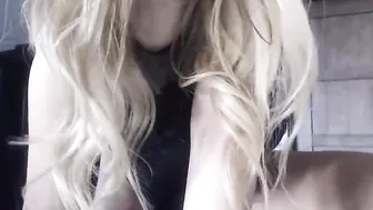 mi_ha naughty brunette fucks with a dildo