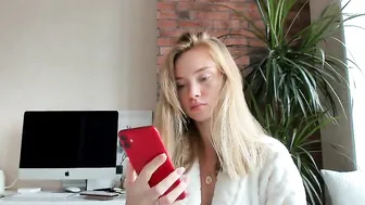 ms_lina crazy bitches lick pussy