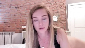 ms_lina expressive beauty gets sexuality
