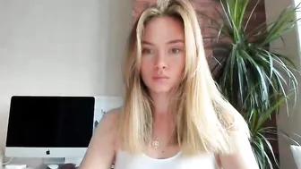 ms_lina hot lady caresses big tits