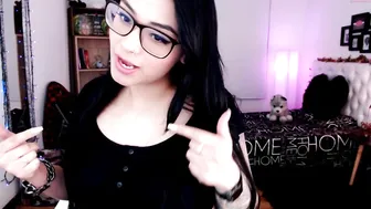 miss_bonnie attractive pussy spectacularly fucks ass