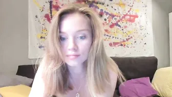 ms_lina coquette shows shaved holes