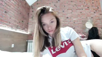 ms_lina Hot brunette
