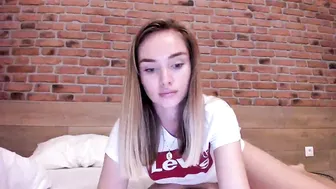 ms_lina hot  masturbating pussy fingers