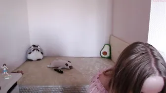 sweet__peaches grade skin rubs tits