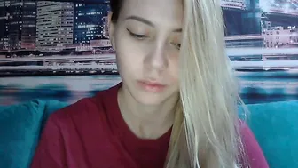 rileyfane hot lady caresses big tits