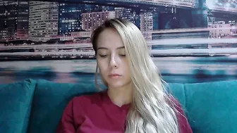 rileyfane hot lady caresses big tits