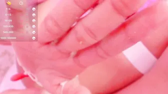 kemii black-haired handjob lying on the couch