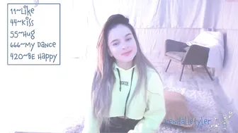 kendalltyler impressive slut fucks herself with sex toy