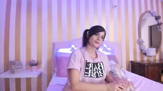 katy_hunters busty bitch cums