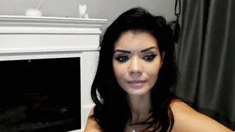 keenangelll charming bitch gets fucked in pussy