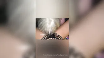 OnlyFans.com Evil Woman sexy mistress pulls pussy