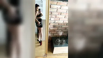 OnlyFans.com Evil Woman cute girl shows sexy body